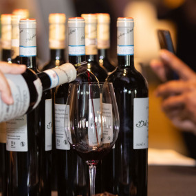 Photo from سوق النبيذ في تايم أوت ماركت في دبي in دبي: Gallery Photo 3x8k21