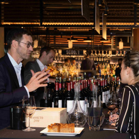 Photo from سوق النبيذ في تايم أوت ماركت في دبي in دبي: Gallery Photo nk5r1x