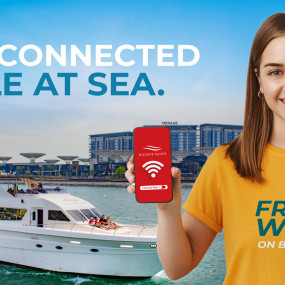 Dubai Marina Sunset Cruise with Live Music & Open Bar in Dubai: Gallery Photo n08209