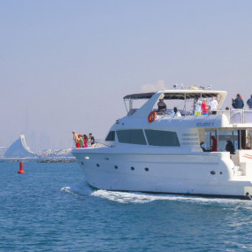 Photo from Dubai Marina Two-hour Yacht Tour with Dining in Dubai: Gallery Photo n6bv29