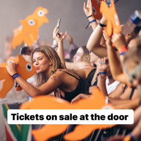 34k45y استديو الصور :دبي في Secrets of Summer featuring Goldfish LIVE