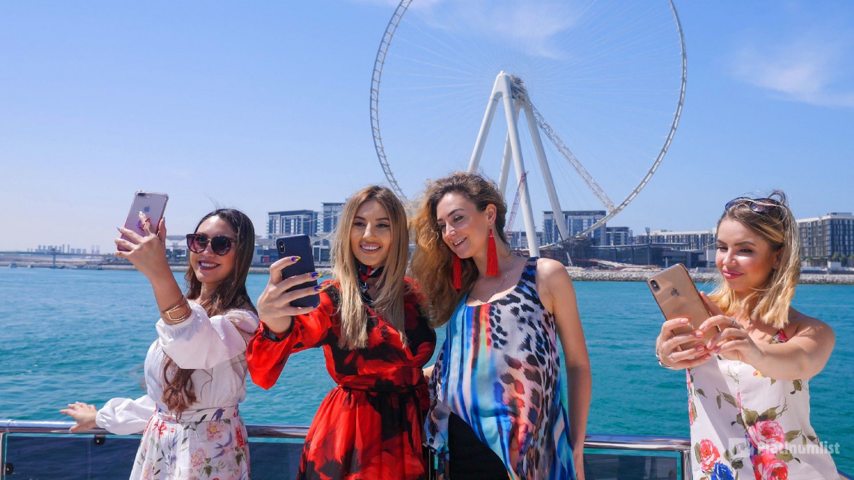 Dubai Marina Three-hour Yacht Tour with Lunch in Dubai: Gallery Photo zm4r2y Dubai Marina Three-hour Yacht Tour with Lunch in Dubai: Gallery Photo zm4r2y