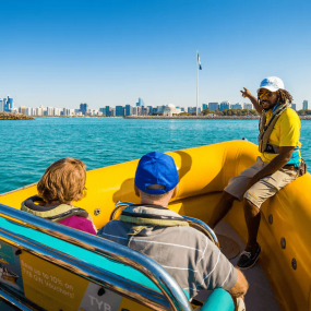 Photo from 60 Minute - Corniche Abu Dhabi Sightseeing Boat Tour in Abu Dhabi: Gallery Photo zoow8e