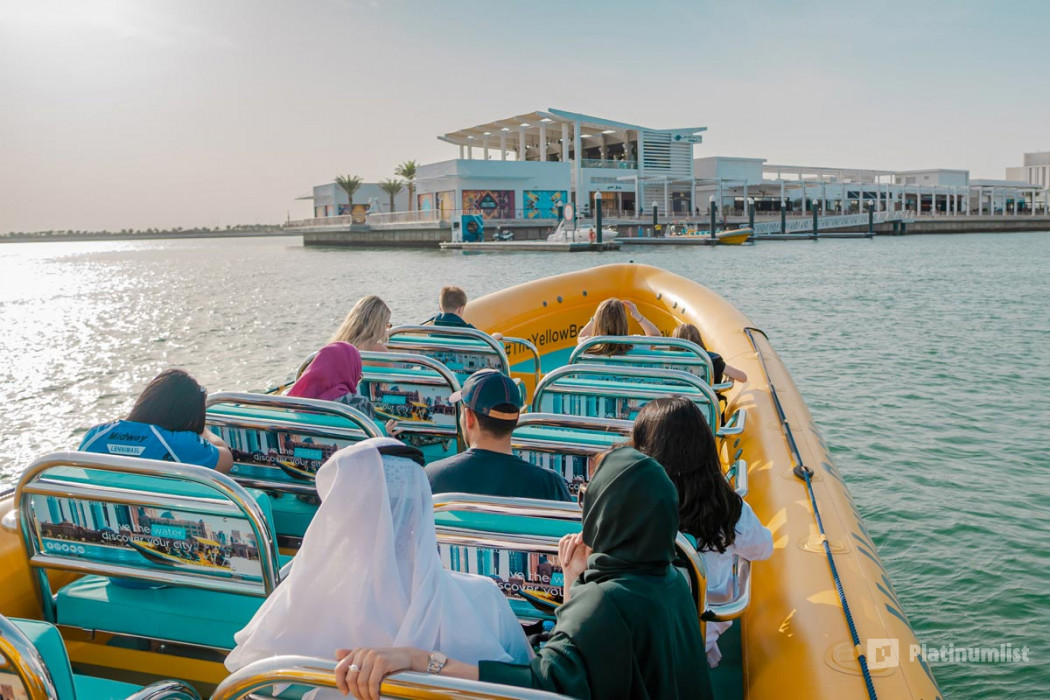 45-minute Yas Experience Abu Dhabi Sightseeing Boat Tour в Абу Даби: Галерея фото 3e5jqm