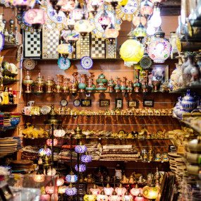 Explore Doha: Souq Waqif, Katara, and Pearl-Qatar in Doha: Gallery Photo n086bv