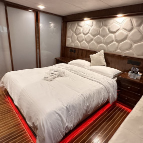 Photo from Superyacht Sunset Cruise in Dubai: Gallery Photo 35djrm