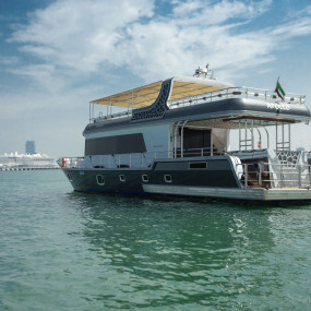 Photo from Superyacht Sunset Cruise in Dubai: Gallery Photo 3x8xjm