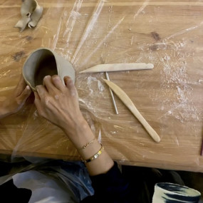 Make a pottery cup in the stable in Riyadh: Gallery Photo 3y587r Make a pottery cup in the stable in Riyadh: Gallery Photo 3y587r