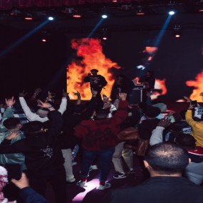 Comedy And Music in Dammam : Galerie de photos zv5o70