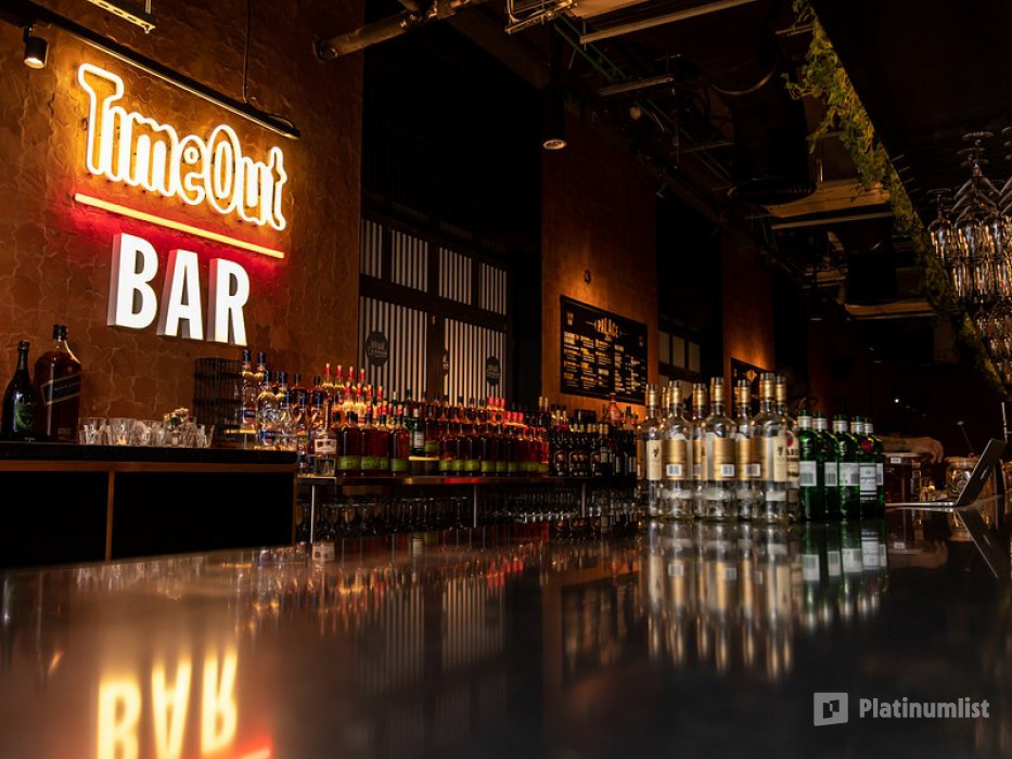 zoo6vb استديو الصور :دبي في Wine & Dine at Time Out Market in Dubai