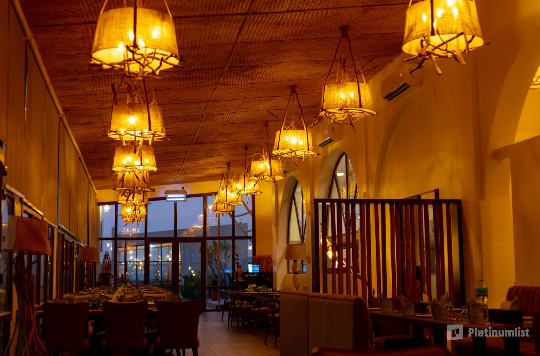 Day Pass at Al Majles Resort with Lunch/Dinner in Doha: Gallery Photo n6bk2y