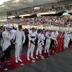 Photo from Hero – Abu Dhabi F1 Grandstand Package in Abu Dhabi: Gallery Photo 3dvqy3
