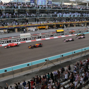 Photo from Hero – Abu Dhabi F1 Grandstand Package in Abu Dhabi: Gallery Photo 34e48z