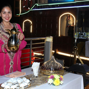 Luxury Canal Dhow Cruise with La Perle Show in Dubai: Gallery Photo zgkg0y