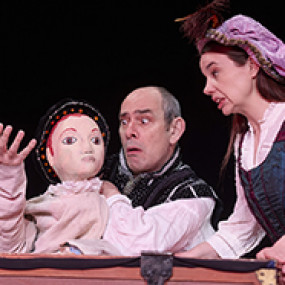 Photo from Horrible Histories: Terrible Tudors in Manama in Manama: Gallery Photo z91q4m