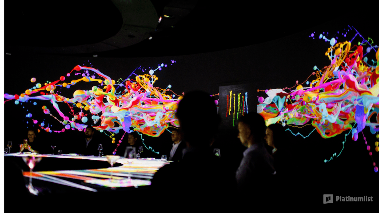 3x81w8 استديو الصور :دبي في IMAGINARY ART Show in KRASOTA Restaurant