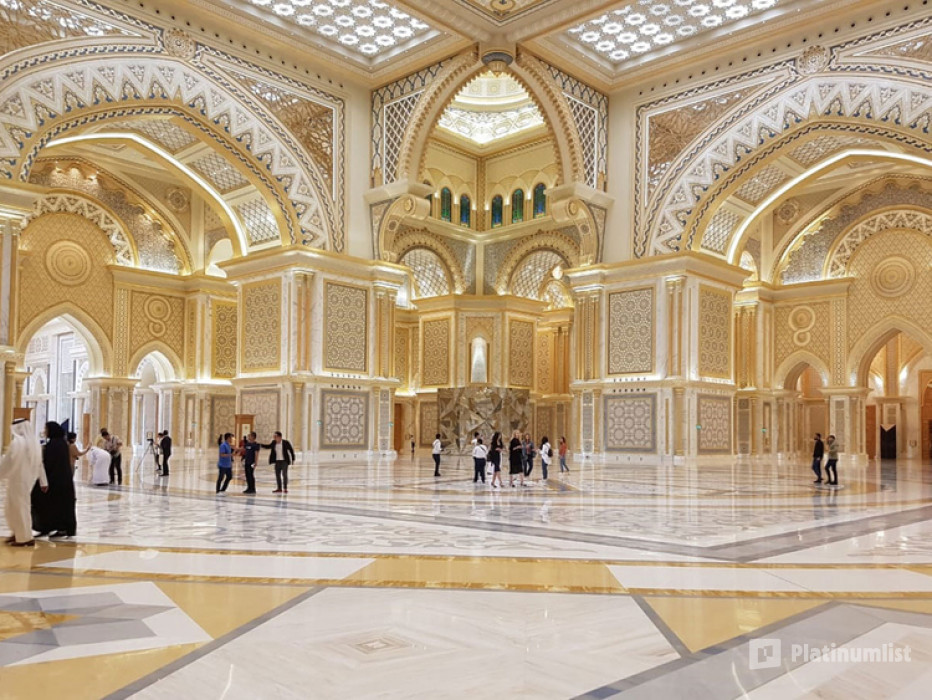 Yas Waterworld Abu Dhabi + Louvre - Combo in Abu Dhabi: Gallery Photo 3e5v8m Yas Waterworld Abu Dhabi + Louvre - Combo in Abu Dhabi: Gallery Photo 3e5v8m