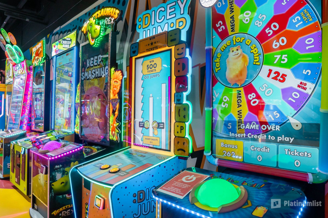 3r54dv استديو الصور :دبي في آي إم جي - عالم من المغامرات