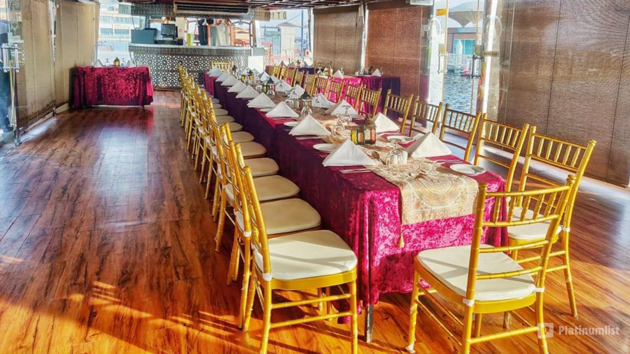 Luxury Canal Dhow Cruise in Dubai: Gallery Photo 35d8gg