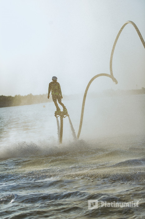 zo4b6n استديو الصور :أبوظبي في Abu Dhabi International Boat Show 2019