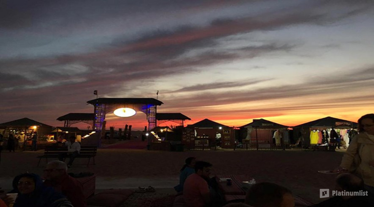 Dubai Red Dunes Desert Safari, Dune Bashing, Shows And  BBQ Dinner in Dubai: Gallery Photo 34k91v