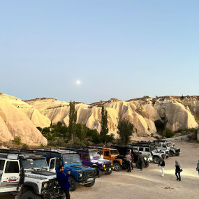 Photo from Cappadocia Jeep Safari Sunrise in Cappadocia: Gallery Photo zgkv8r