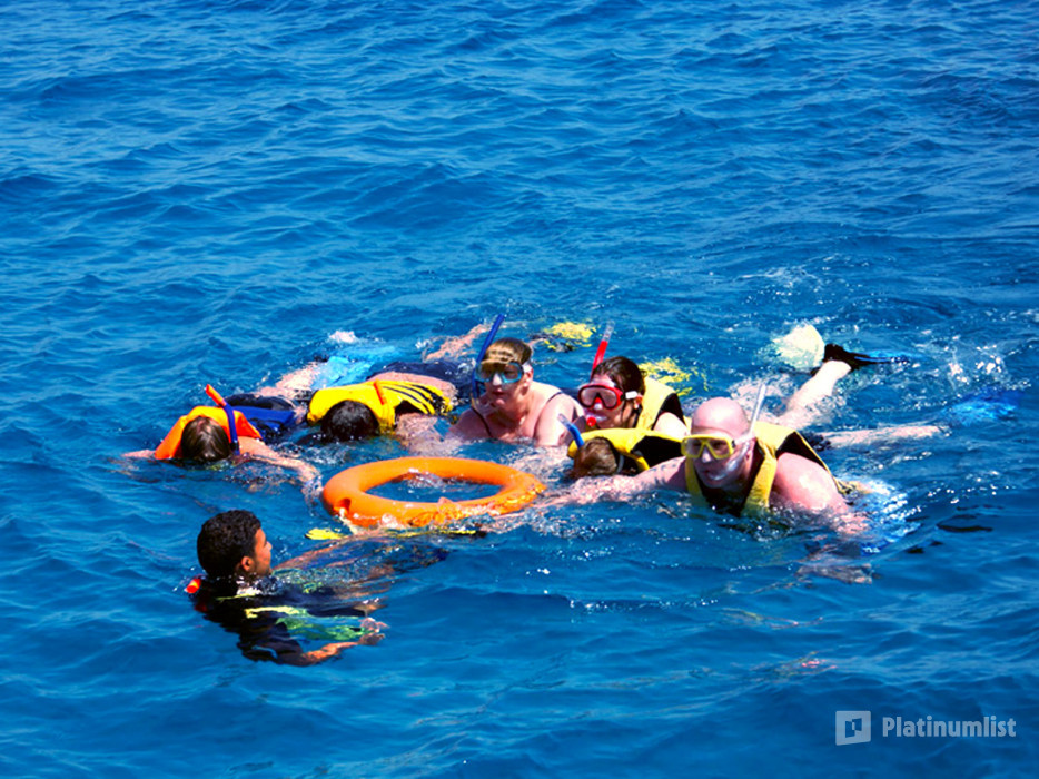 Half-day Snorkeling Boat trip with lunch and drinks from Sharm El Sheikh in Sharm El Sheikh: Gallery Photo zgkp48 Half-day Snorkeling Boat trip with lunch and drinks from Sharm El Sheikh in Sharm El Sheikh: Gallery Photo zgkp48