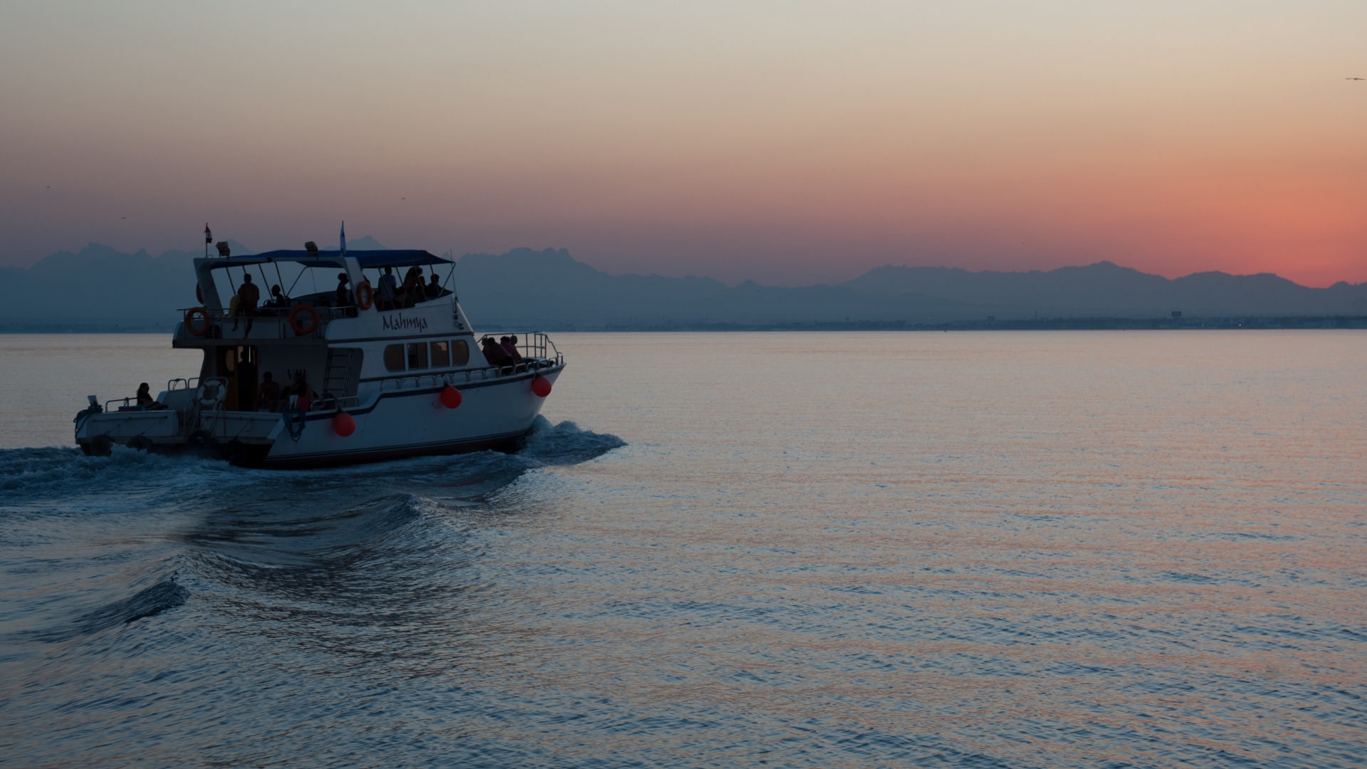 Photo from رحلة الغطس في جزيرة المحمية الجفتون والتوقف على الشاطئ في الغردقة in الغردقة: Gallery Photo 3jkj5y