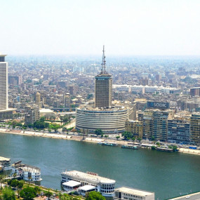 nk5x0w استديو الصور :القاهرة في جولة يوم كامل من القاهرة: أهرامات الجيزة، وأبو الهول، والمتحف المصري مع غداء