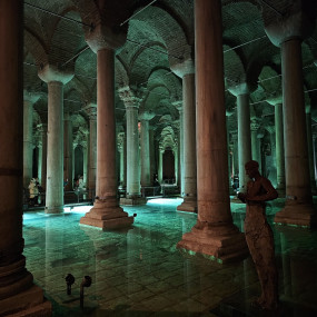 3r5mo1 استديو الصور :إسطنبول في صهريج البازيليك: تذكرة دخول + تخطي الطابور