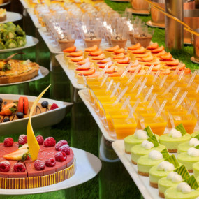 Kaleidoscope Dinner Buffet at Atlantis the Palm in Dubai: Gallery Photo 3b8rqm