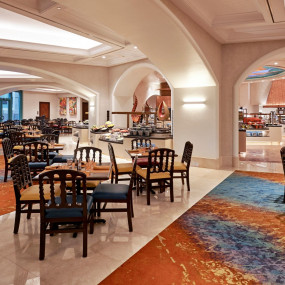 Photo from Kaleidoscope Dinner Buffet at Atlantis the Palm in Dubai: Gallery Photo zw5wv0