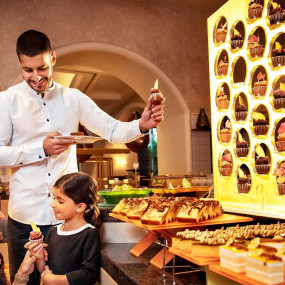 Photo from Kaleidoscope Dinner Buffet at Atlantis the Palm in Dubai: Gallery Photo z91d8m