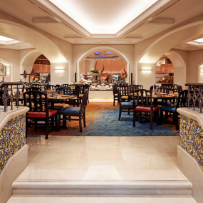 Photo from Kaleidoscope Dinner Buffet at Atlantis the Palm in Dubai: Gallery Photo zv5ekb