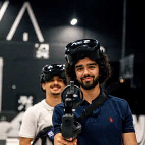 n6bd6x استديو الصور :المنامة في عالم إيفا لألعاب الواقع الإفتراضي في البحرين