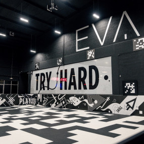 3e5r80 استديو الصور :المنامة في عالم إيفا لألعاب الواقع الإفتراضي في البحرين