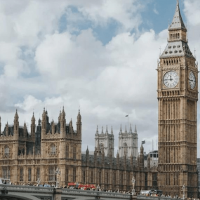 nk5x70 استديو الصور :لندن في زيارة حدائق كيو وجولة مشي لمدة 3 ساعات في وستمنستر