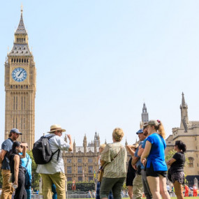 n6bdpx استديو الصور :لندن في زيارة حدائق كيو وجولة مشي لمدة 3 ساعات في وستمنستر