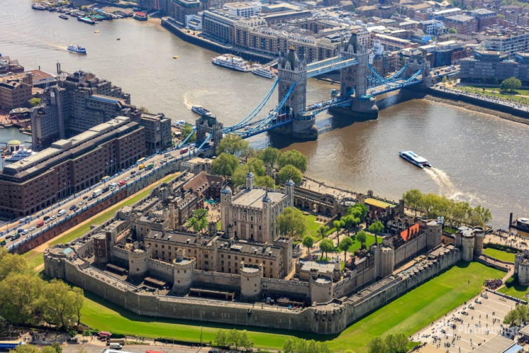 The Tower of London & See 30+ London Top Sights in London: Gallery Photo z7yvew The Tower of London & See 30+ London Top Sights in London: Gallery Photo z7yvew