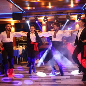 Bosphorus Dinner Cruise Tavern & World Show in Istanbul: Gallery Photo 3e5rm9