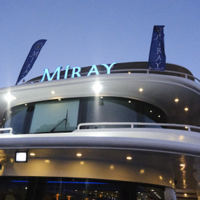 Bosphorus Dinner Cruise Tavern & World Show in Istanbul: Gallery Photo 34kbrd