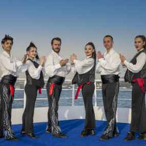 Bosphorus Dinner Cruise Tavern & World Show in Istanbul: Gallery Photo 38v98q