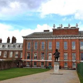 Photo from جولة مشي لمدة 3 ساعات في وستمنستر وزيارة قصر كنسينغتون in لندن: Gallery Photo 3jkjyj