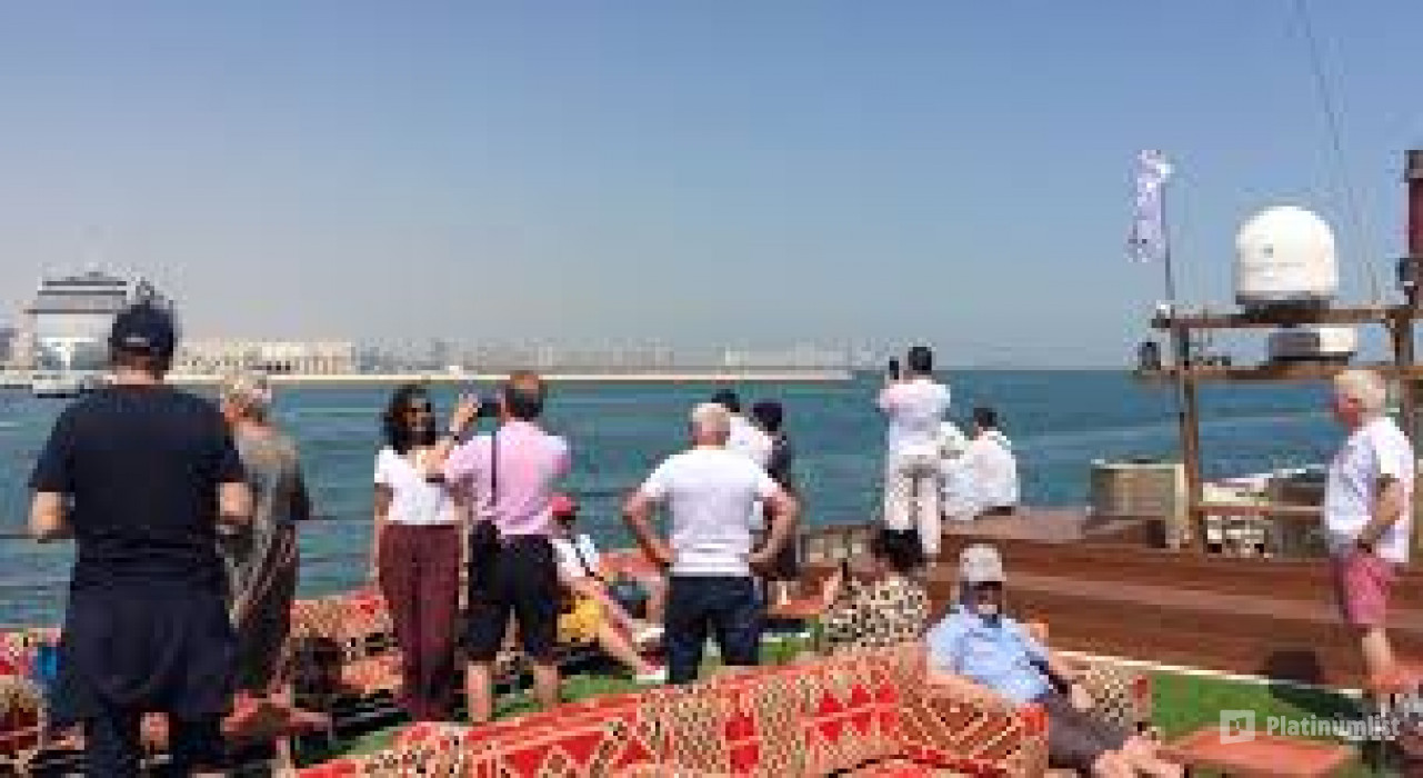 35db76 استديو الصور :الدوحة في الدوحة: رحلة غروب الشمس على متن الداو الشراعي 35db76 استديو الصور :الدوحة في الدوحة: رحلة غروب الشمس على متن الداو الشراعي