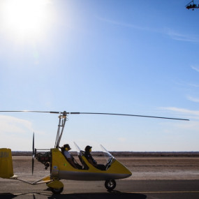 Flying On a Gyrocopter Around Al Khor в Доха: Галерея фото n28bkk