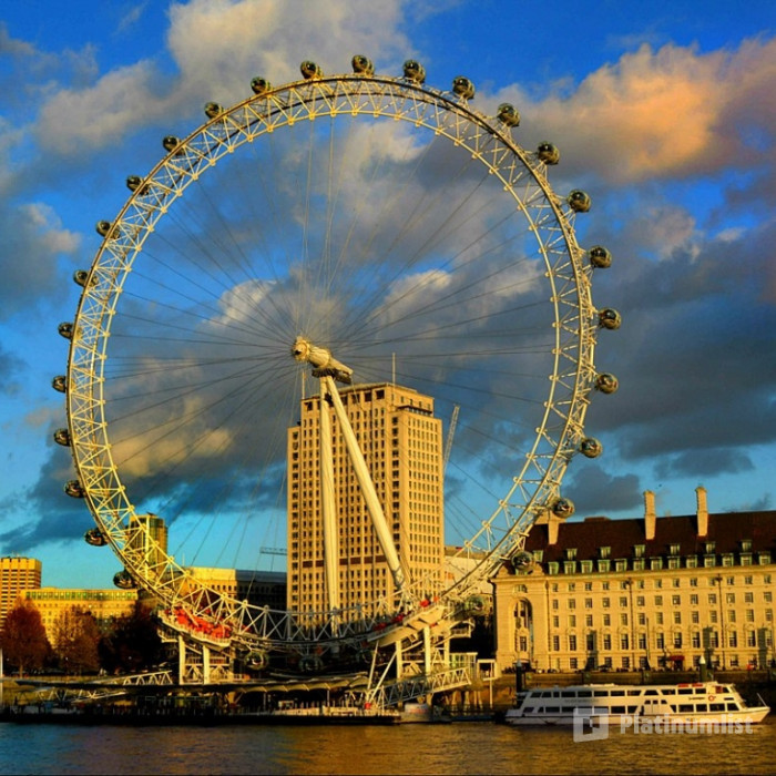 Hop-on Hop-off London Bus Tour & St Paul's Cathedral and free walking tour в Лондон: Галерея фото 3y5mor