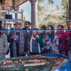 3b8xb5 استديو الصور :إسطنبول في جولة موجهة في قصر توبكابي