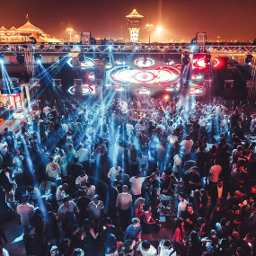 Hidden Brunch Race Weekend in Abu Dhabi: Gallery Photo nkd8kz