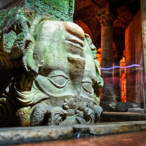 Photo from استكشف اسطنبول: صهريج البازيليك، وآيا صوفيا، والمسجد الأزرق، والسوق الكبير مع مرشد خبير in إسطنبول: Gallery Photo n6br7x