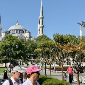 Photo from استكشف اسطنبول: صهريج البازيليك، وآيا صوفيا، والمسجد الأزرق، والسوق الكبير مع مرشد خبير in إسطنبول: Gallery Photo n2854j